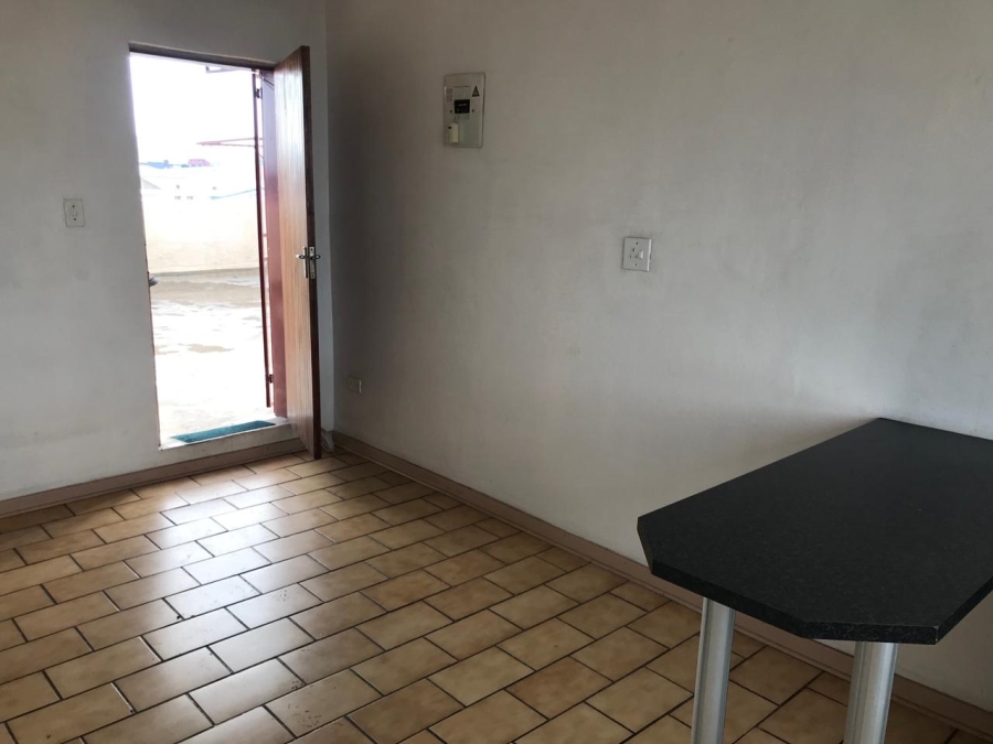 2 Bedroom Property for Sale in Booysens Gauteng