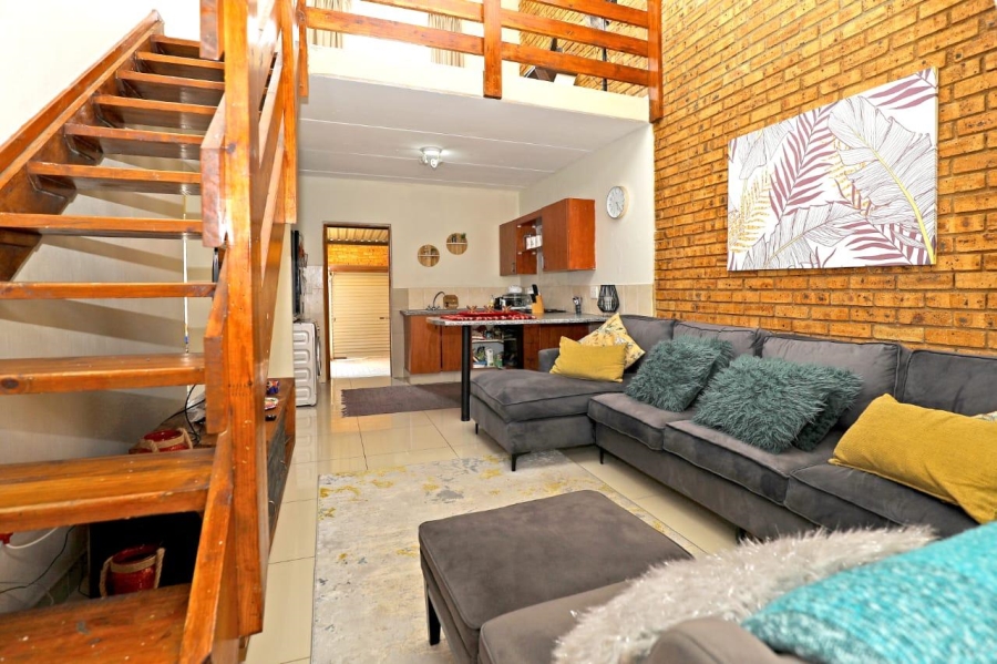 3 Bedroom Property for Sale in Honeypark Gauteng