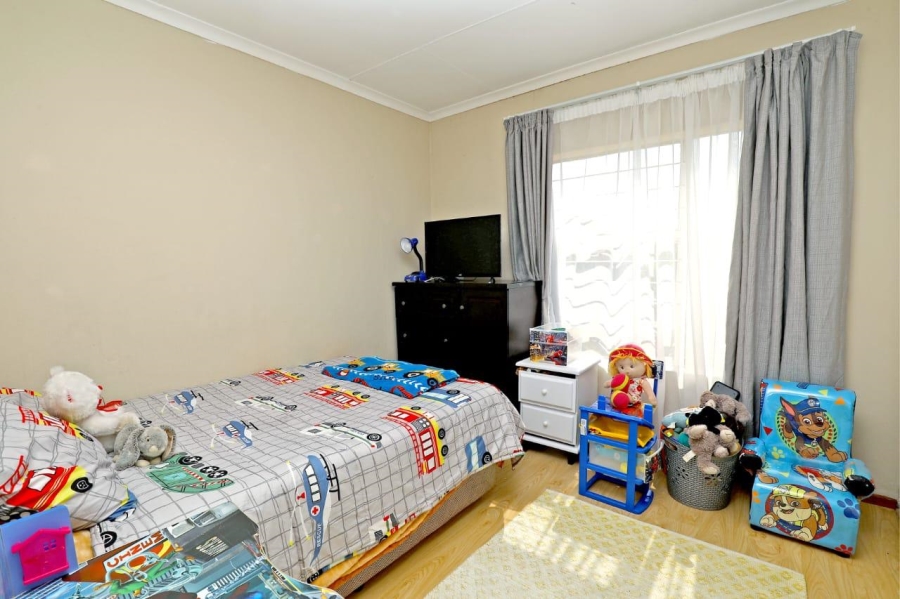 3 Bedroom Property for Sale in Honeypark Gauteng