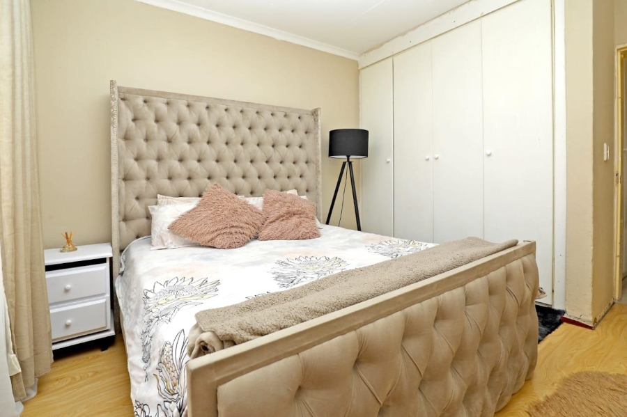 3 Bedroom Property for Sale in Honeypark Gauteng