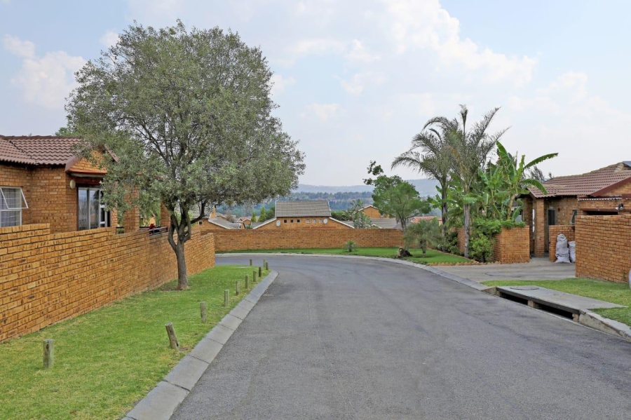 3 Bedroom Property for Sale in Honeypark Gauteng