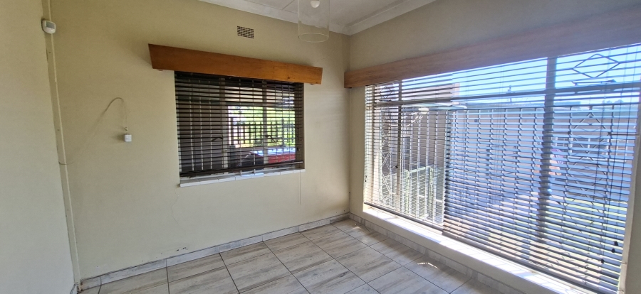 3 Bedroom Property for Sale in Wentworth Park Gauteng