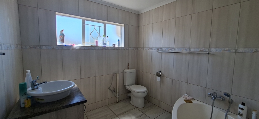 3 Bedroom Property for Sale in Wentworth Park Gauteng
