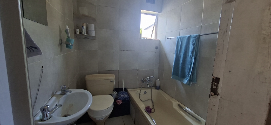 3 Bedroom Property for Sale in Wentworth Park Gauteng
