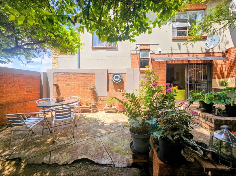 3 Bedroom Property for Sale in Sugar Bush Estate Gauteng