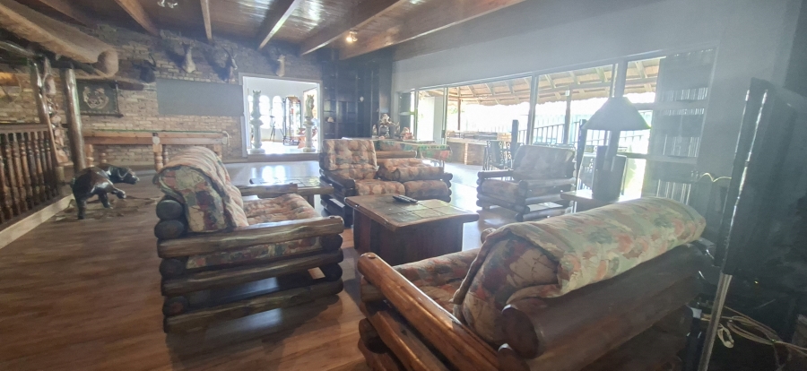 5 Bedroom Property for Sale in Noordheuwel Gauteng