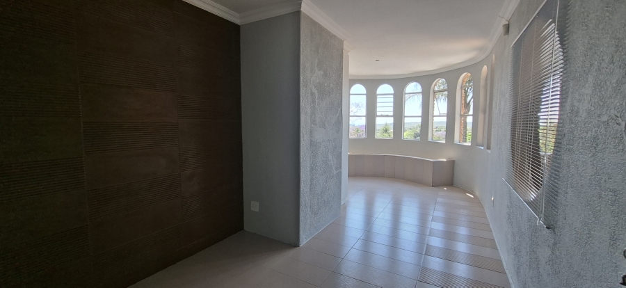 5 Bedroom Property for Sale in Noordheuwel Gauteng
