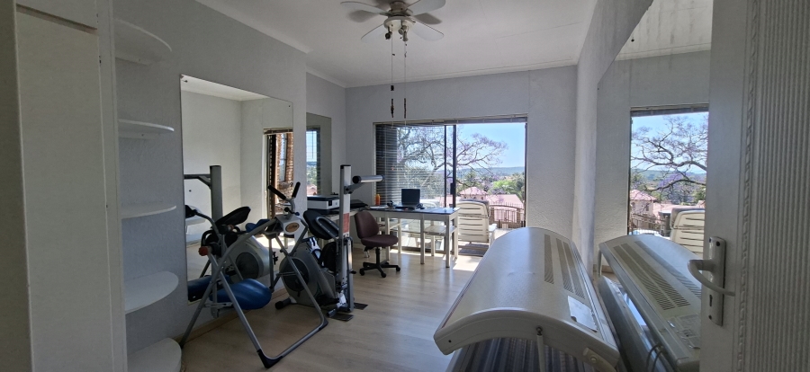 5 Bedroom Property for Sale in Noordheuwel Gauteng