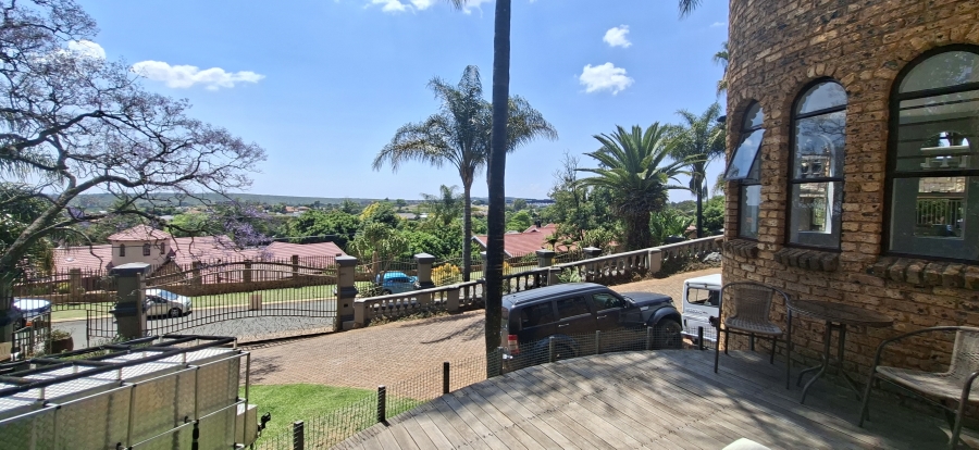 5 Bedroom Property for Sale in Noordheuwel Gauteng
