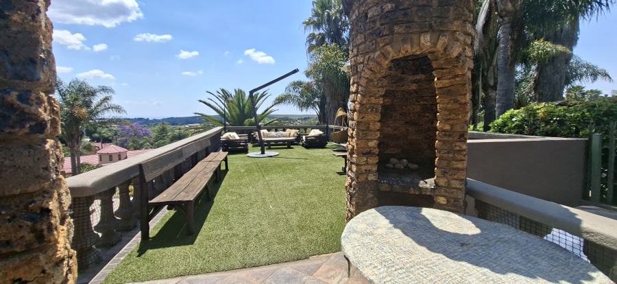 5 Bedroom Property for Sale in Noordheuwel Gauteng