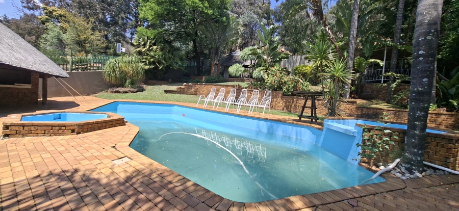 5 Bedroom Property for Sale in Noordheuwel Gauteng