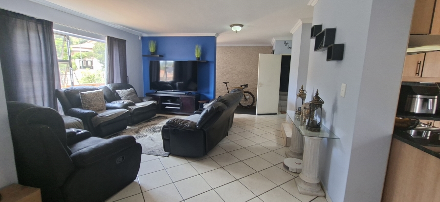 3 Bedroom Property for Sale in Noordheuwel Gauteng