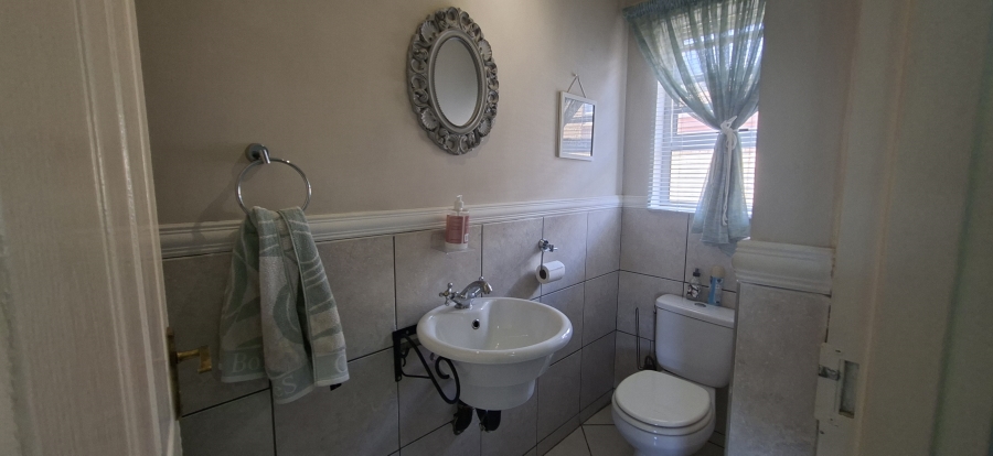 3 Bedroom Property for Sale in Noordheuwel Gauteng