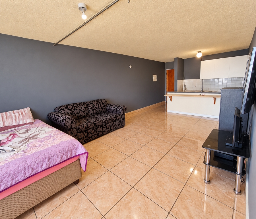 2 Bedroom Property for Sale in Pretoria West Gauteng