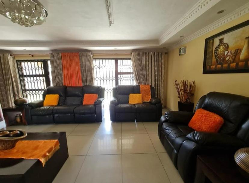 7 Bedroom Property for Sale in Klippoortje Gauteng