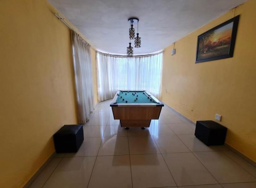 7 Bedroom Property for Sale in Klippoortje Gauteng