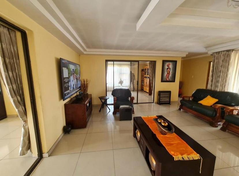 7 Bedroom Property for Sale in Klippoortje Gauteng