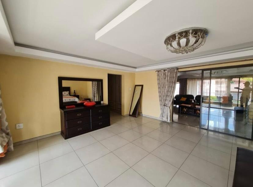 7 Bedroom Property for Sale in Klippoortje Gauteng