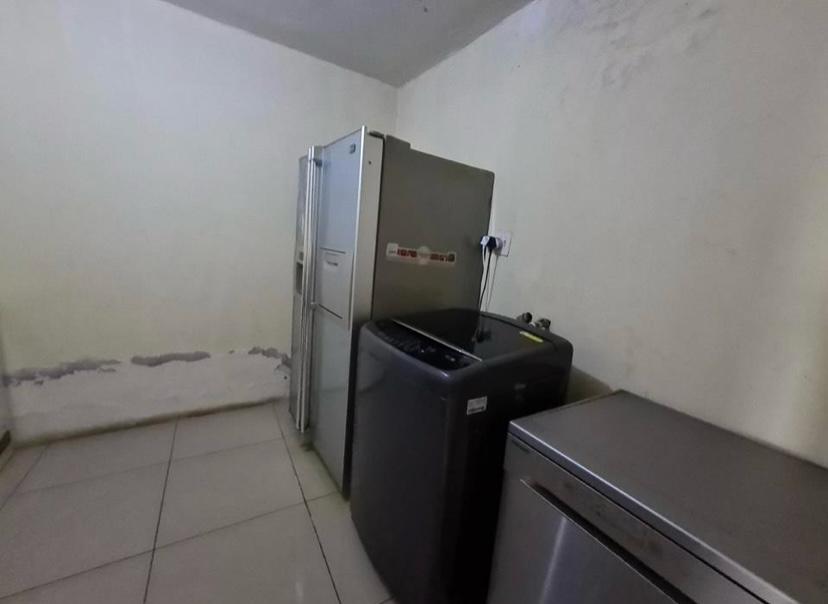 7 Bedroom Property for Sale in Klippoortje Gauteng