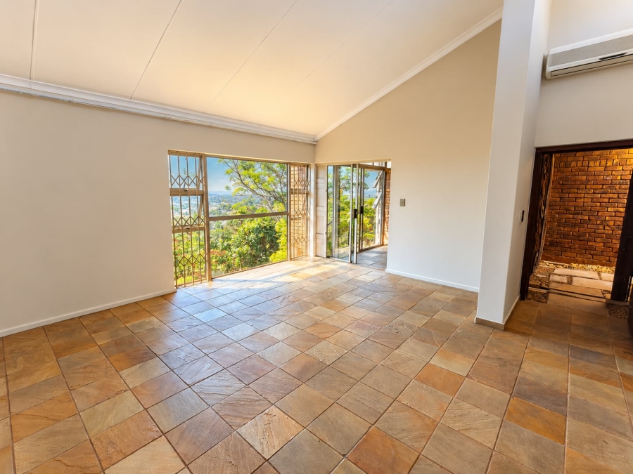 3 Bedroom Property for Sale in La Montagne Gauteng