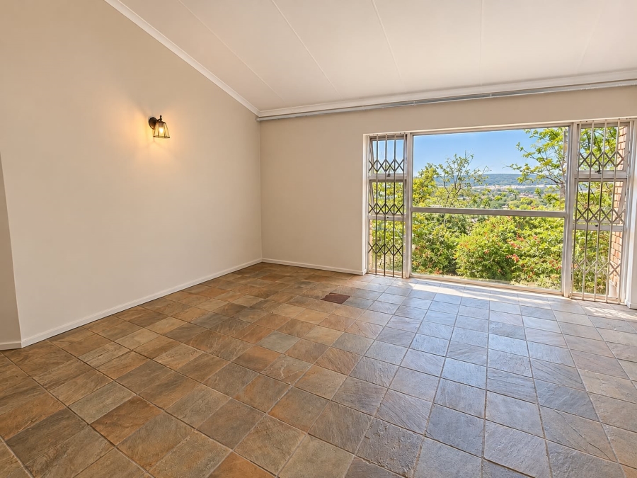 3 Bedroom Property for Sale in La Montagne Gauteng