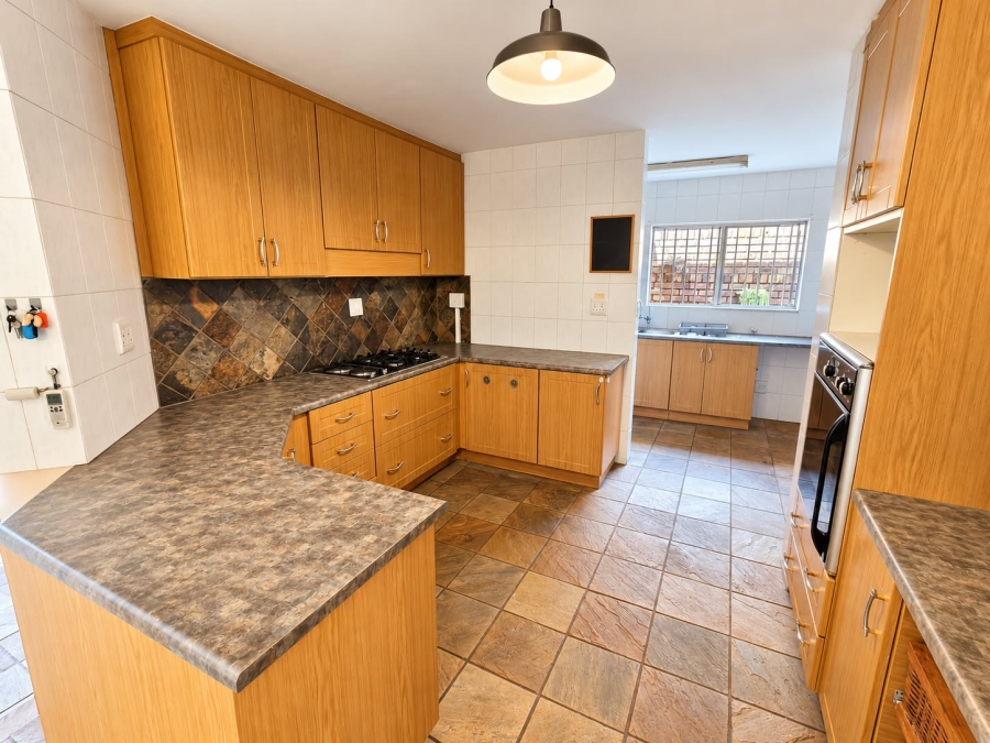 3 Bedroom Property for Sale in La Montagne Gauteng