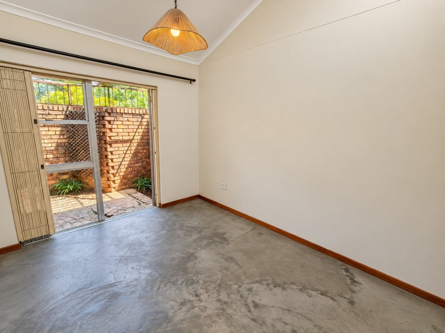 3 Bedroom Property for Sale in La Montagne Gauteng