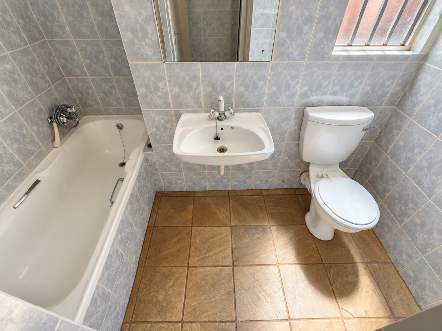 3 Bedroom Property for Sale in La Montagne Gauteng