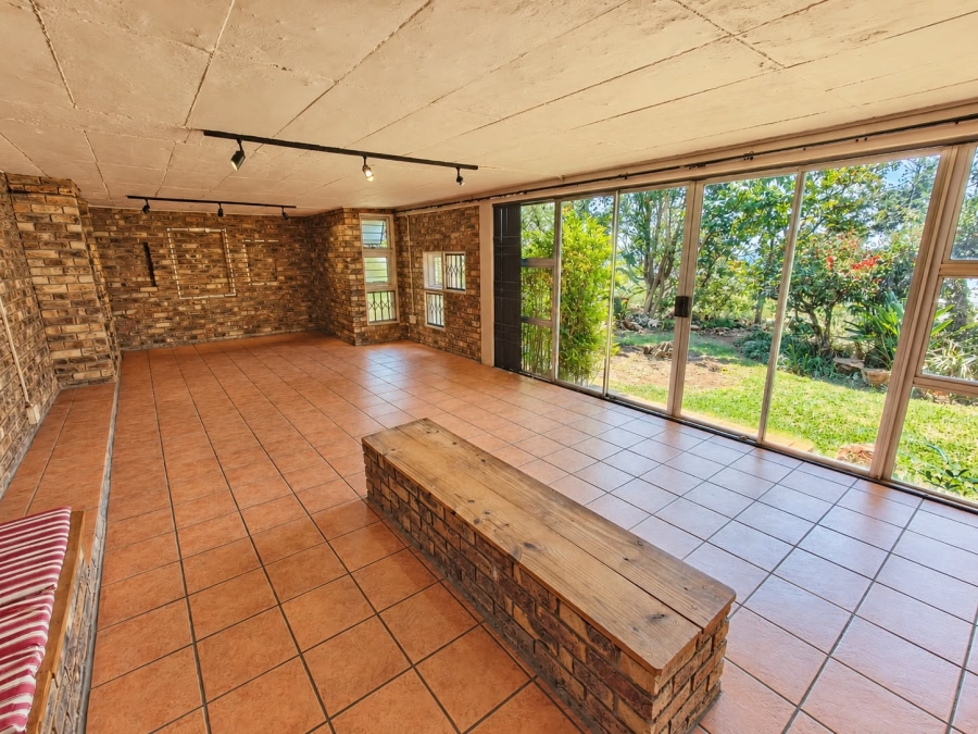 3 Bedroom Property for Sale in La Montagne Gauteng