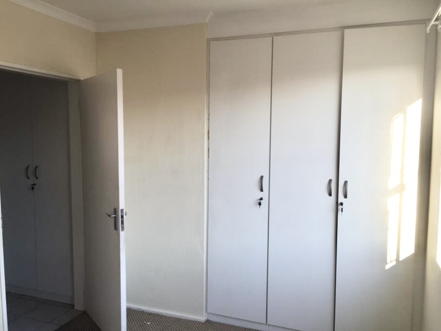 To Let 3 Bedroom Property for Rent in Vorna Valley Gauteng