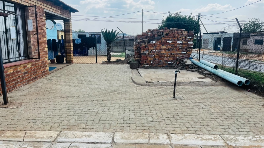 3 Bedroom Property for Sale in Kingsway Gauteng