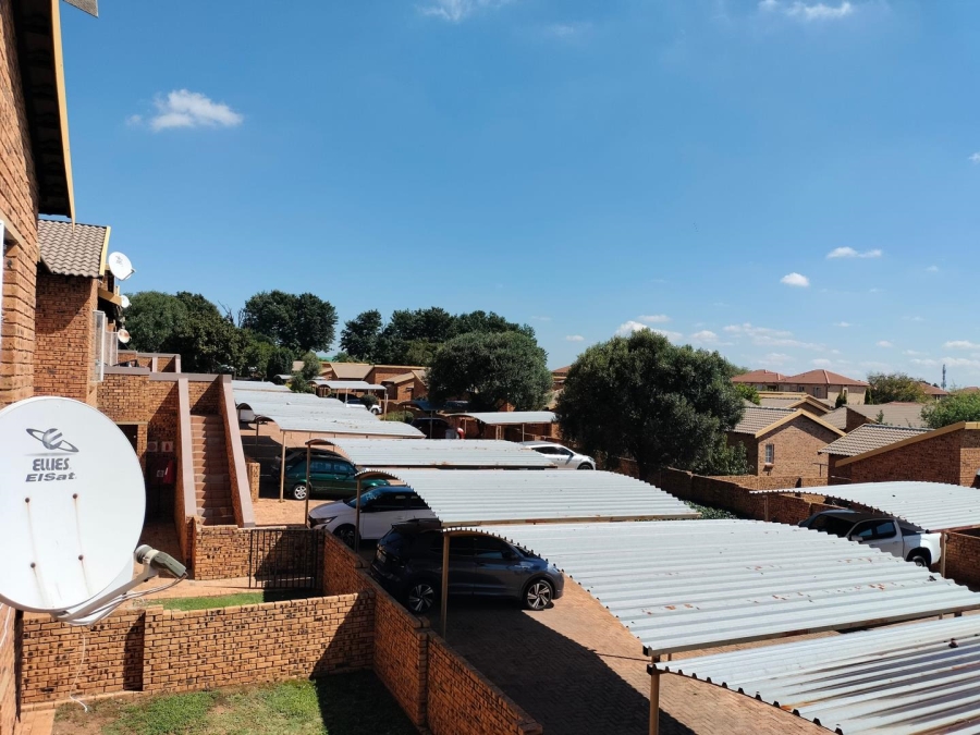 3 Bedroom Property for Sale in Erand Gardens Gauteng
