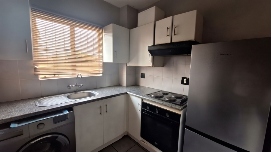 2 Bedroom Property for Sale in Sundowner Gauteng