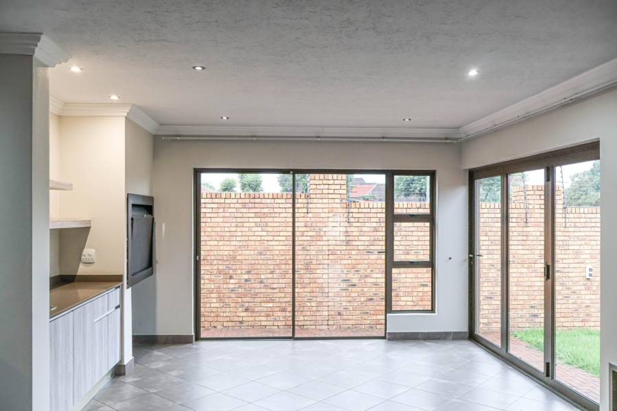 3 Bedroom Property for Sale in Jansenpark Gauteng