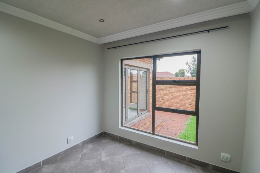 3 Bedroom Property for Sale in Jansenpark Gauteng