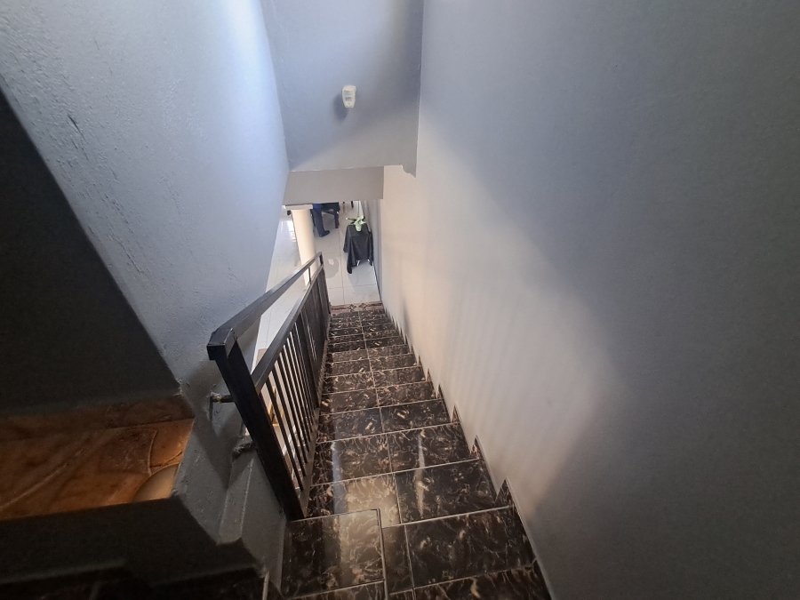 4 Bedroom Property for Sale in Brackendowns Gauteng