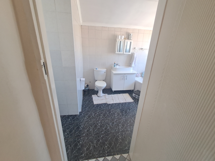 4 Bedroom Property for Sale in Brackendowns Gauteng