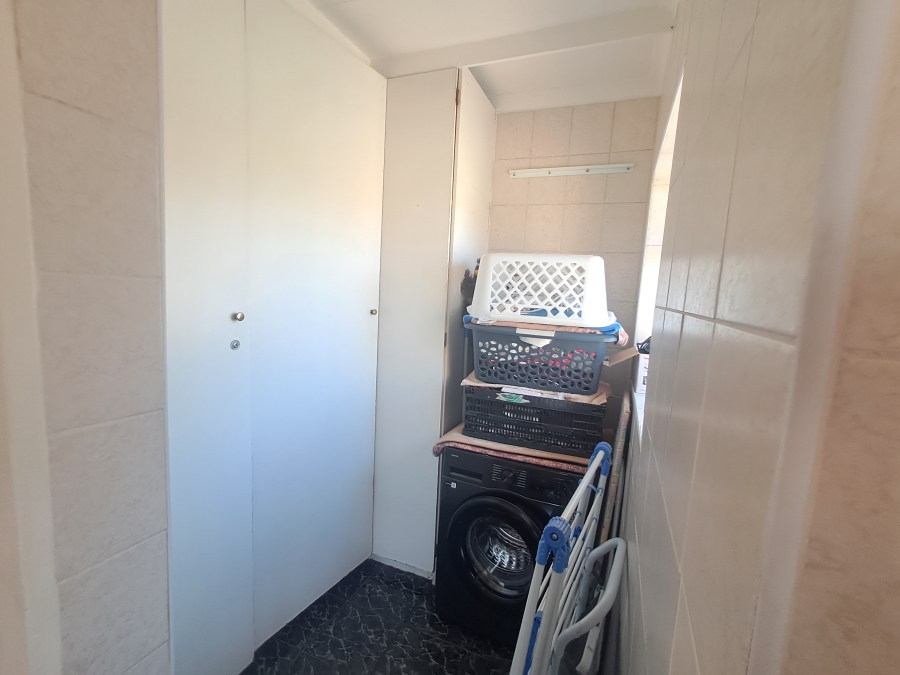 4 Bedroom Property for Sale in Brackendowns Gauteng