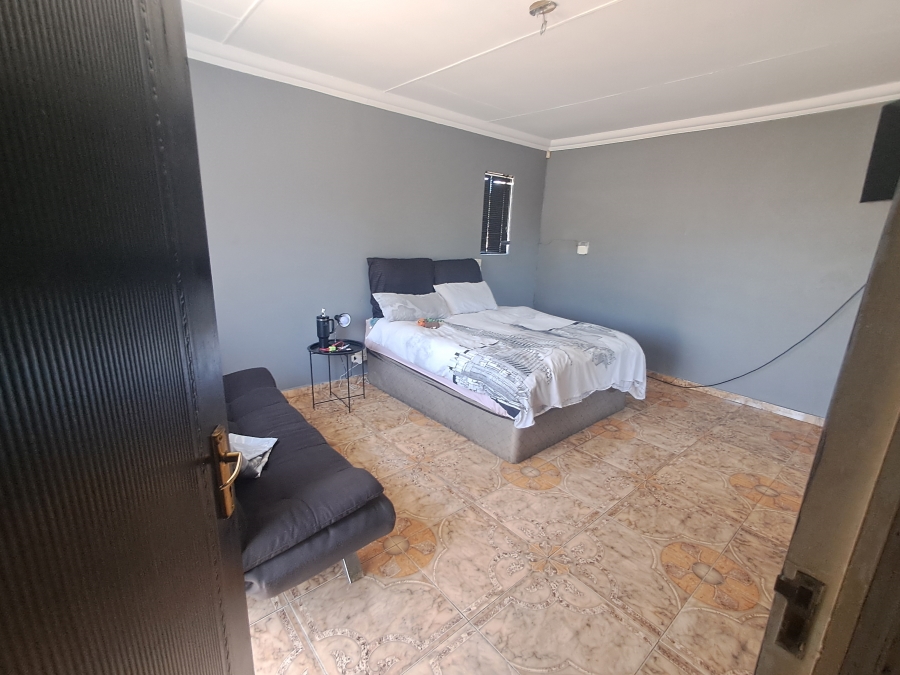 4 Bedroom Property for Sale in Brackendowns Gauteng