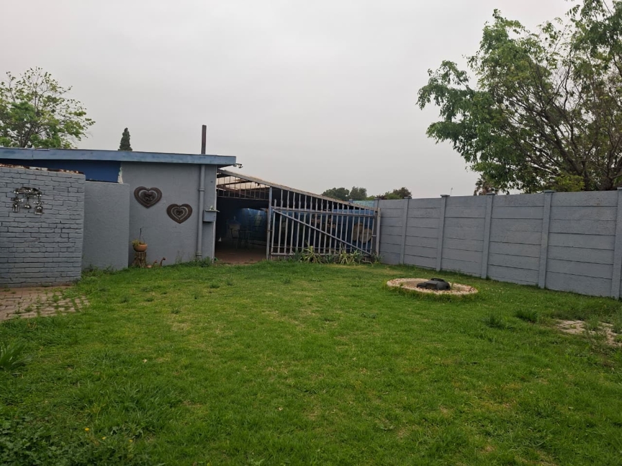 2 Bedroom Property for Sale in Vanderbijlpark SE 1 Gauteng