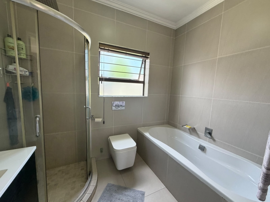 3 Bedroom Property for Sale in Randhart Gauteng