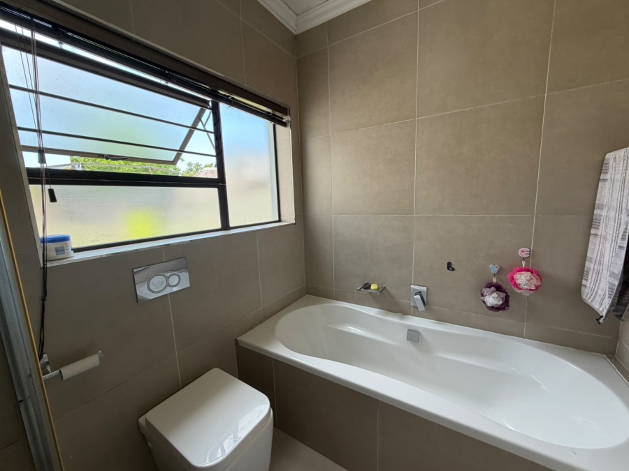 3 Bedroom Property for Sale in Randhart Gauteng
