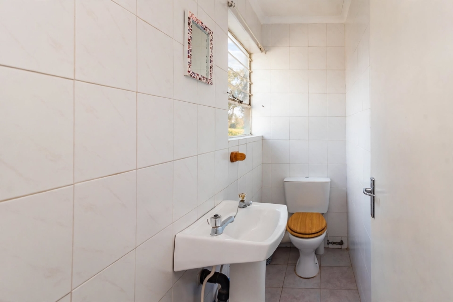 4 Bedroom Property for Sale in Wilro Park Gauteng