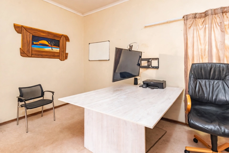 4 Bedroom Property for Sale in Wilro Park Gauteng