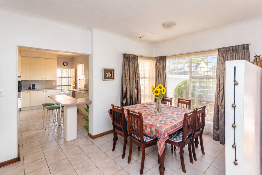 4 Bedroom Property for Sale in Wilro Park Gauteng