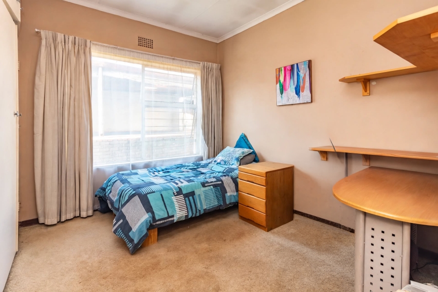 4 Bedroom Property for Sale in Wilro Park Gauteng
