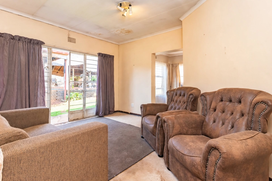 4 Bedroom Property for Sale in Wilro Park Gauteng