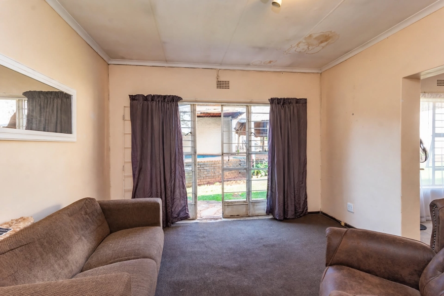 4 Bedroom Property for Sale in Wilro Park Gauteng