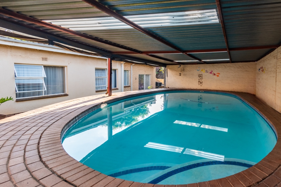 4 Bedroom Property for Sale in Wilro Park Gauteng