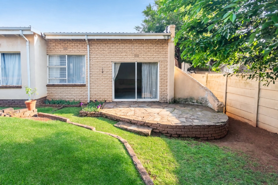 4 Bedroom Property for Sale in Wilro Park Gauteng